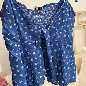 Olivaceous summer top